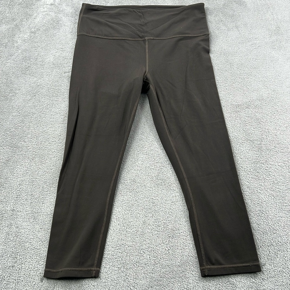 Athleta M Brown Cropped Capri Athletic Leggings‎